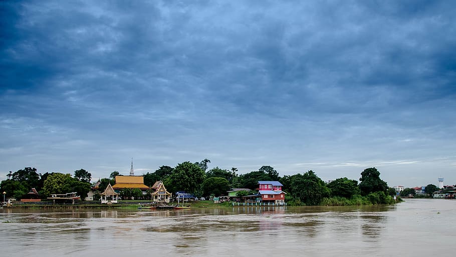 西伯利亚洪水致20人死亡